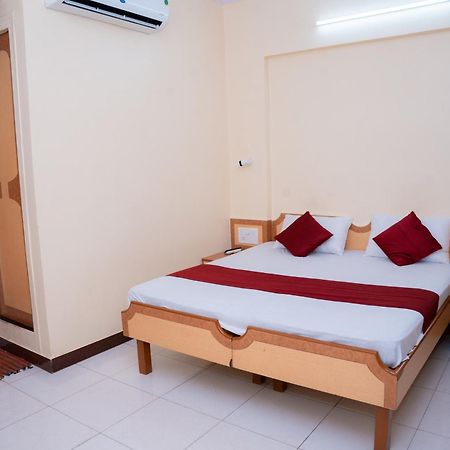 Saigal Guest House مومباي المظهر الخارجي الصورة