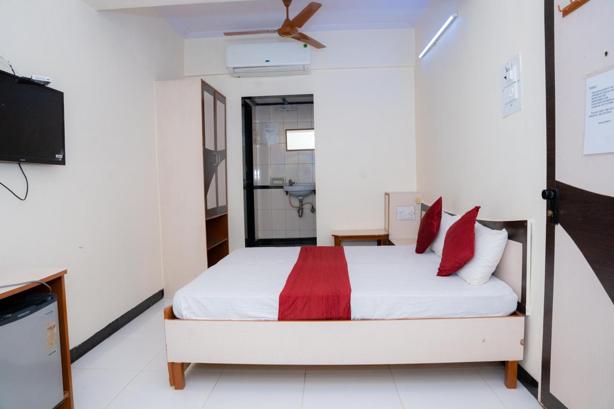 Saigal Guest House مومباي المظهر الخارجي الصورة