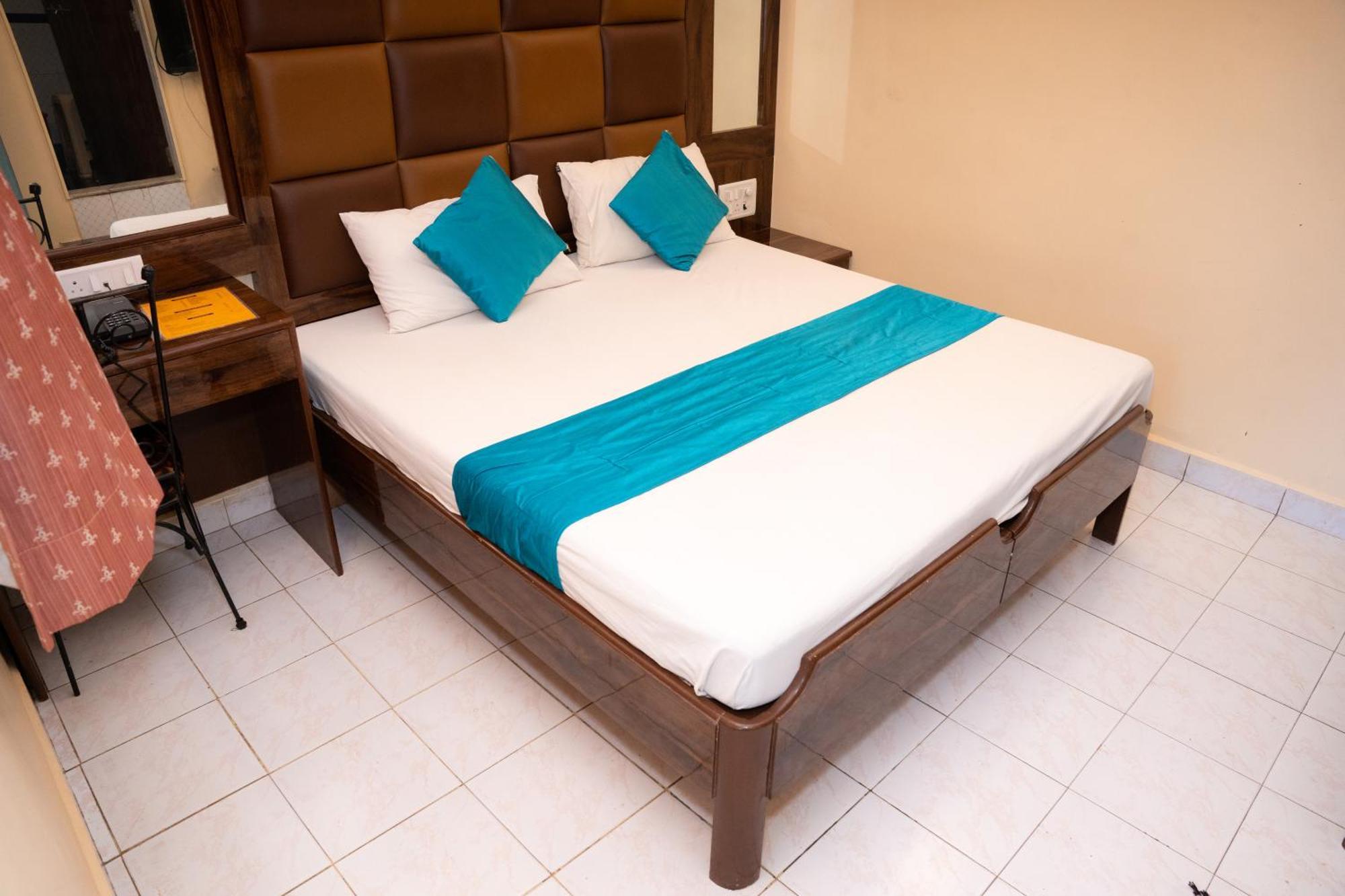 Saigal Guest House مومباي المظهر الخارجي الصورة