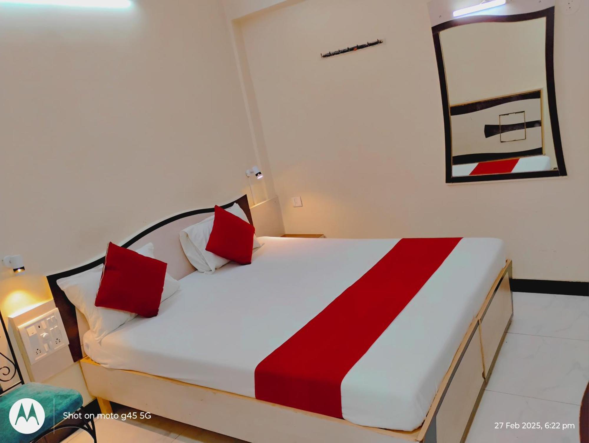Saigal Guest House مومباي المظهر الخارجي الصورة