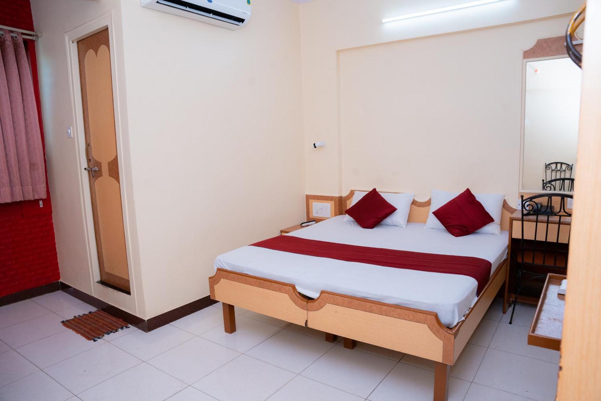Saigal Guest House مومباي المظهر الخارجي الصورة