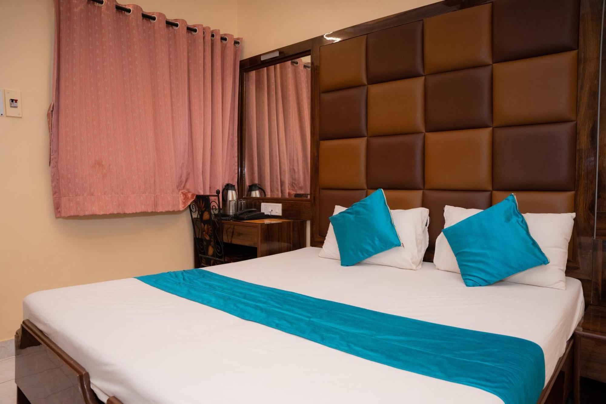 Saigal Guest House مومباي المظهر الخارجي الصورة