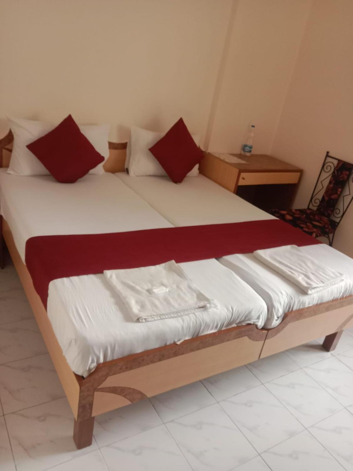 Saigal Guest House مومباي المظهر الخارجي الصورة